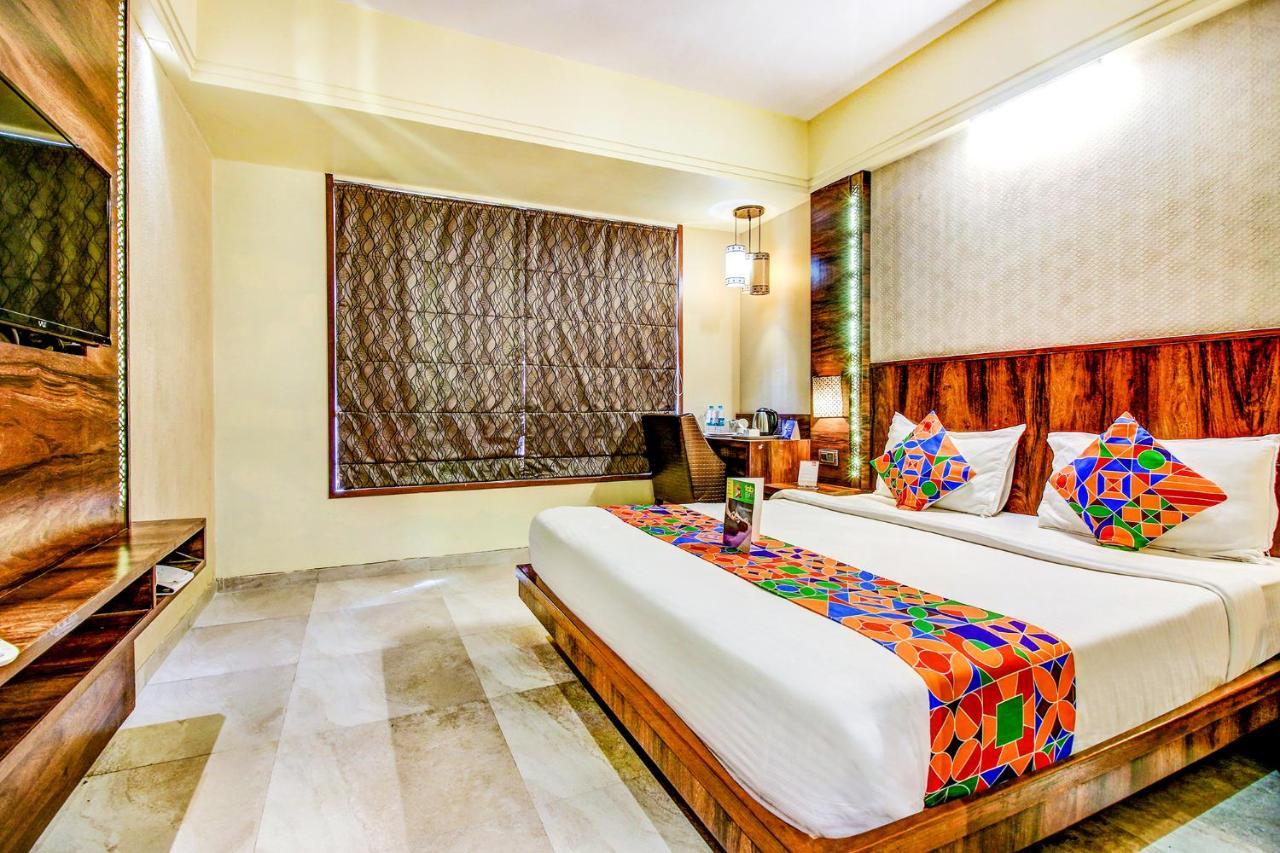 Hotel Crawford Inn Bombay Exterior foto