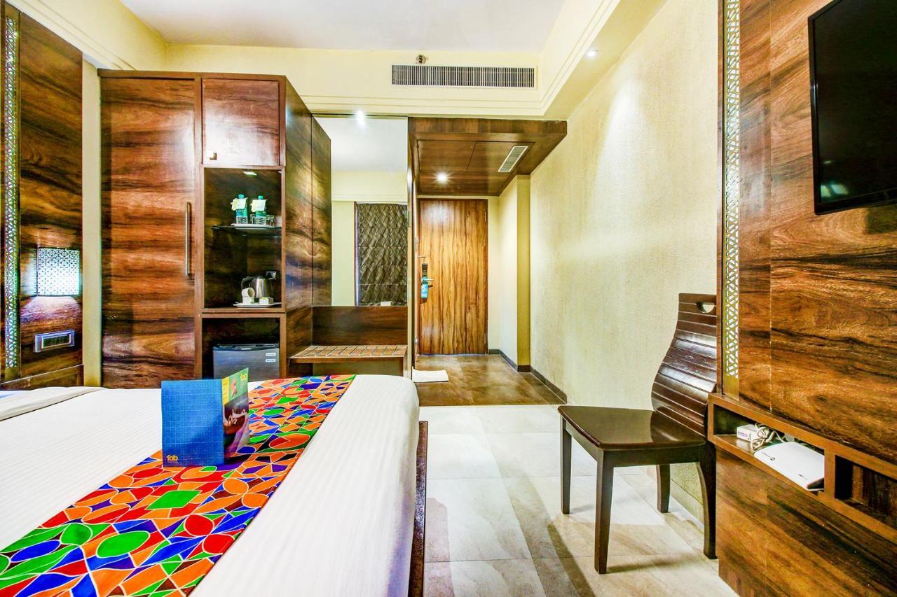 Hotel Crawford Inn Bombay Exterior foto